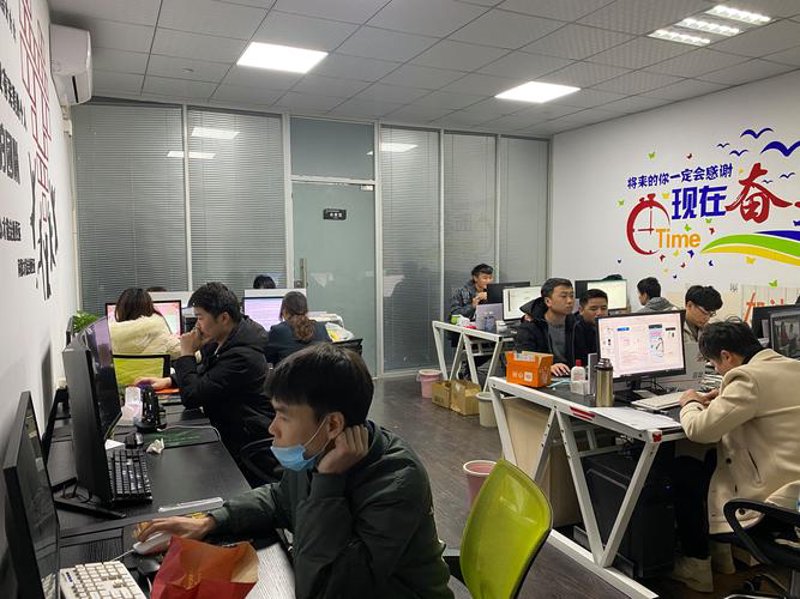商务咨询行业新动态:专业引领未来
